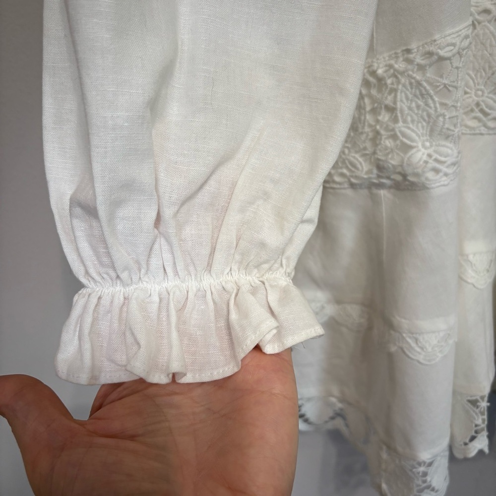 Endless Rose Square Neckline Lace
Trim Dress - Picture 3 of 7